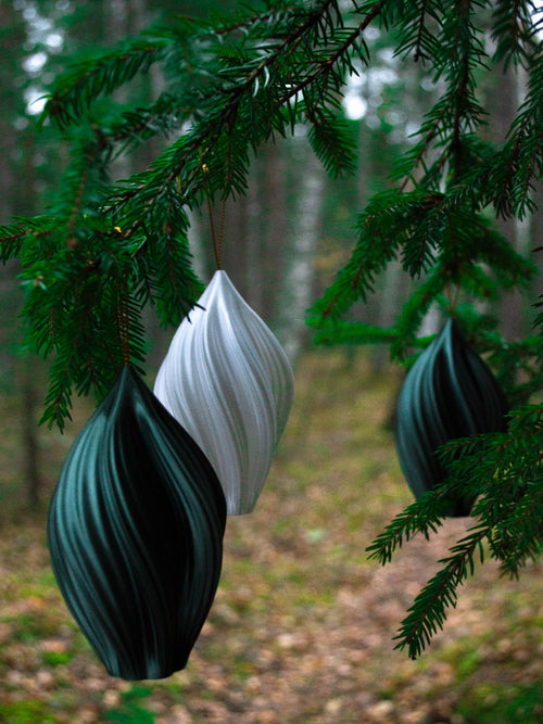 Christmas tree ornaments "Hot Ice Cream"