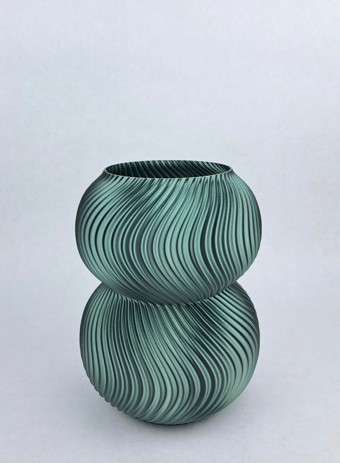 Vase “Infinity” with glass